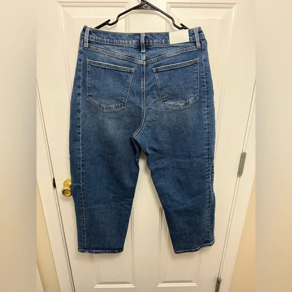 Pistola Eli Ankle High Rise Barrel Leg Jeans Medium Wash Size 31 Cropped - Picture 4 of 8